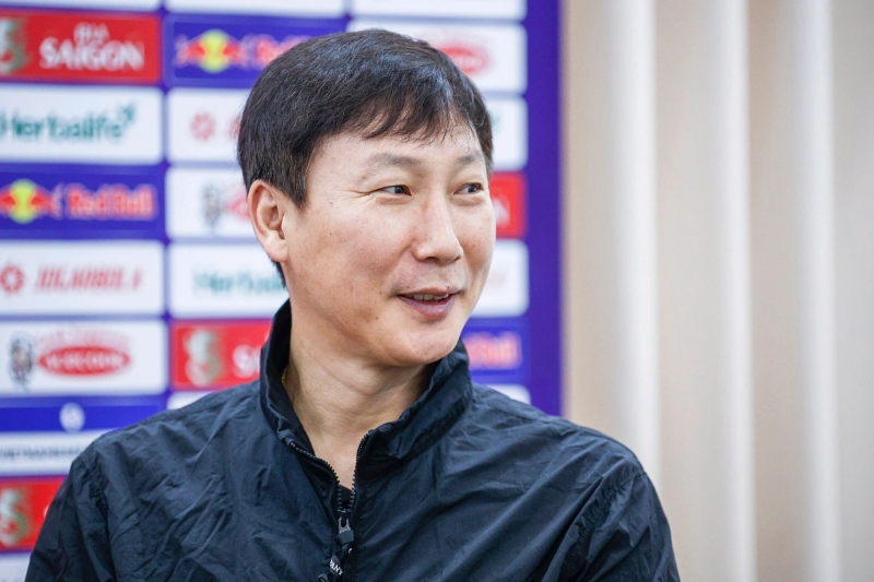 HLV Kim Sang Sik và đội hình ĐT Việt Nam trẻ nhất lịch sử